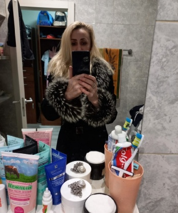 Я креативная и опытная индивидуалка, которая живет в Москве. Мои услуги включают эксклюзивные эротические массажи, разнообразные игры и ролевые сценарии. Я знаю, как доставить максимальное удовлетворение и нескончаемое наслаждение. Ты откроешь для себя новые грани удовольствия вместе со мной. Мои фото не оставят тебя равнодушным, а положительные отзывы подтвердят мою профессиональность. Встречайся со мной и позволь себе осуществить все свои самые скрытые фантазии. Не упусти свой шанс на незабываемую встречу! 💋 Светуля